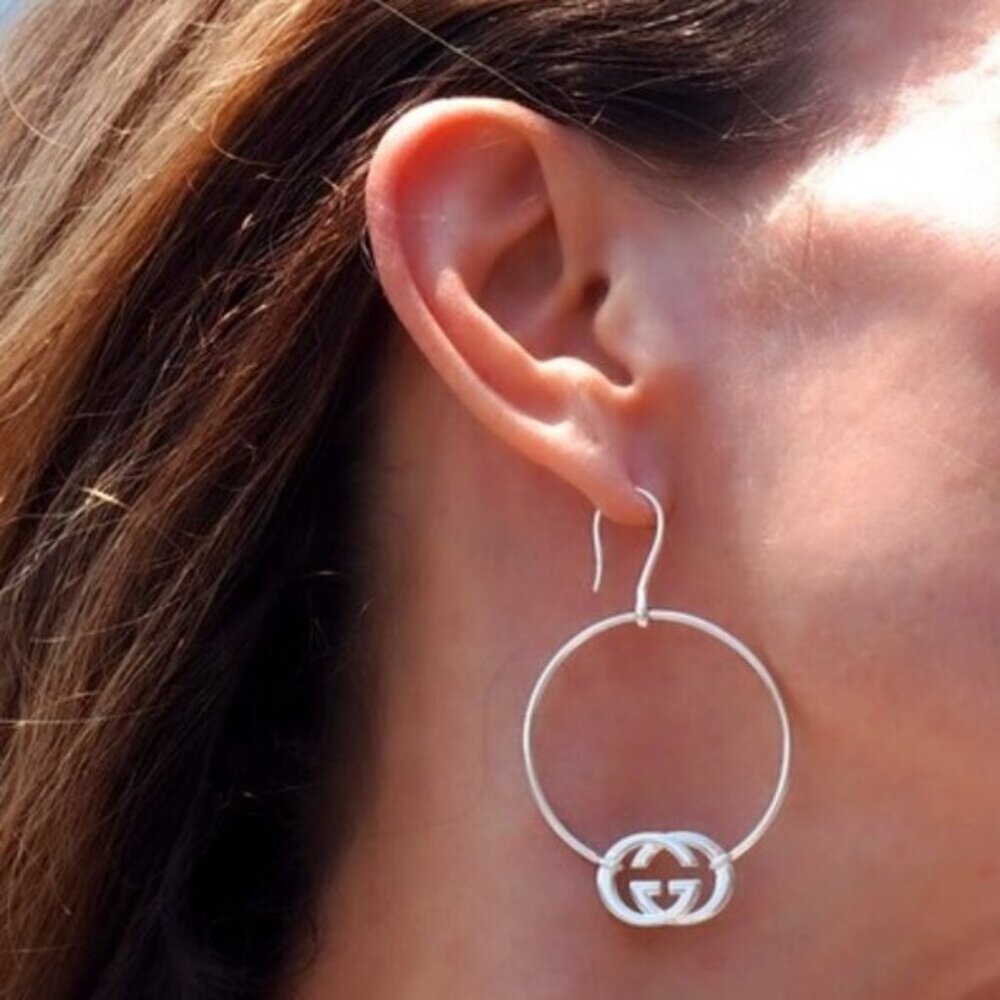 New, Gucci Sterling Silver Large "Brit" GG Hoop Earrings - Picture 15 of 16
